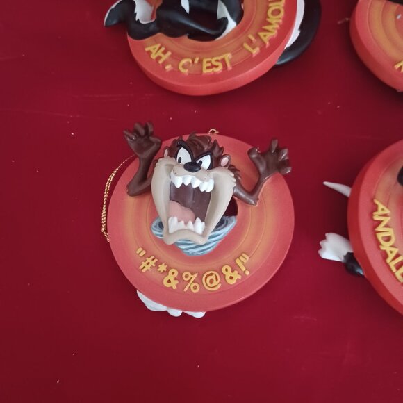 Lot Of 4 Bradford Exchange Editions Warner Bros Looney Tunes Christmas Ornaments - Picture 5 of 11